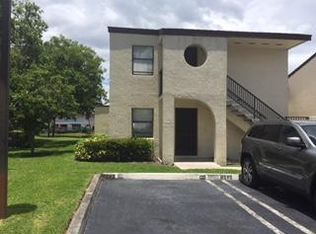 11356 Taft St, Pembroke Pines, FL 33026