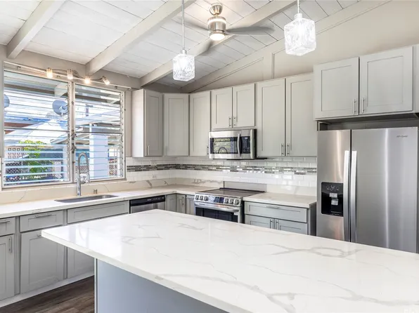 87-144 Keliikipi St, Waianae, HI 96792