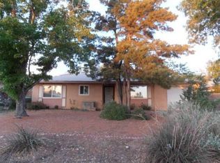 704 Omaha St NE, Albuquerque, NM 87123