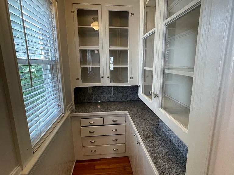 86 Oak Hill Ave #1 — Photo 15