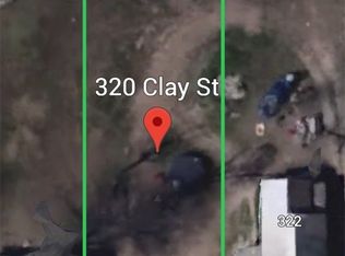 320 Clay St, Seguin, TX 78155