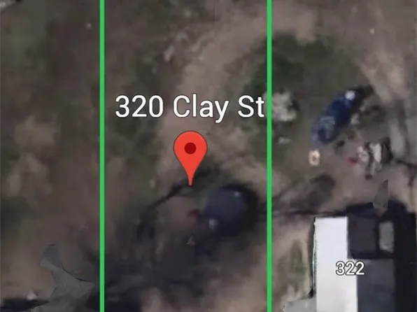 320 Clay St, Seguin, TX 78155
