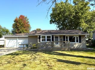 1501 Bridge Ave, Galesburg, IL 61401