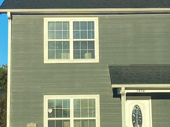 3rd image of 1470 Crowell St #1470