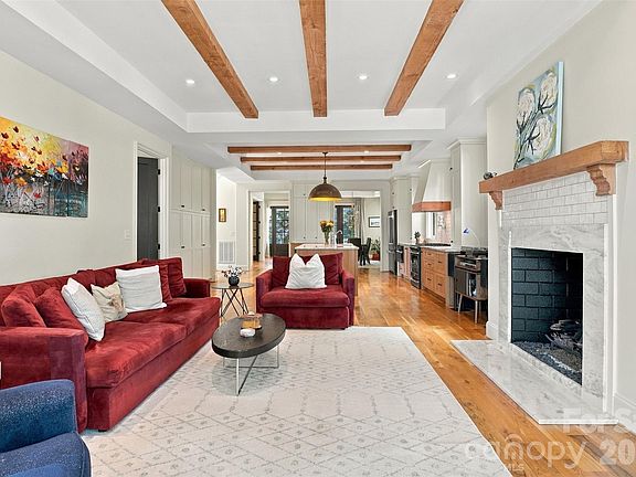 2nd image of 2649 Chesterfield Ave