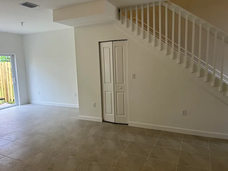 2624 SE 25th Ct — Photo 13