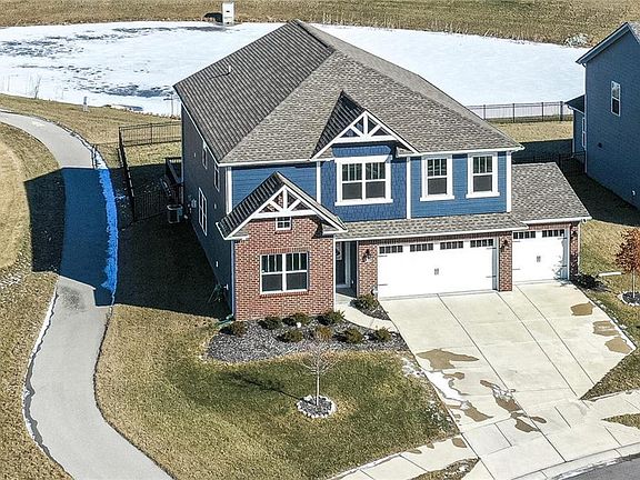 2nd image of 16370 Sedalia Dr