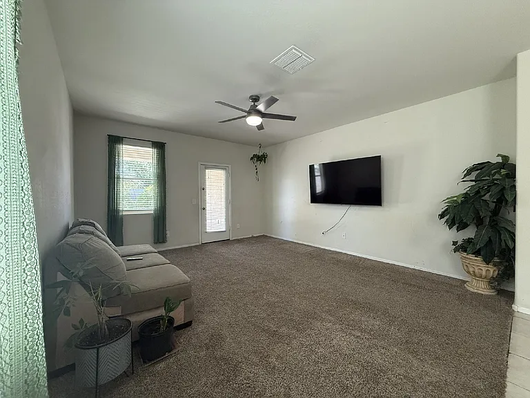 30187 W Avalon Dr — Photo 15