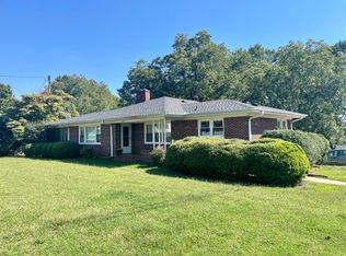 137 W Main St, Duncan, SC 29334