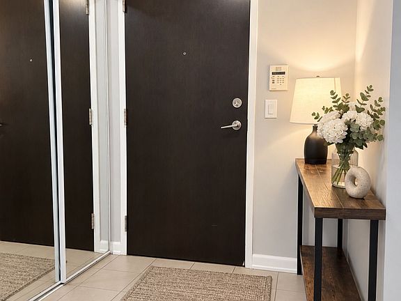 5th image of 215 Sherway Gardens Rd #411