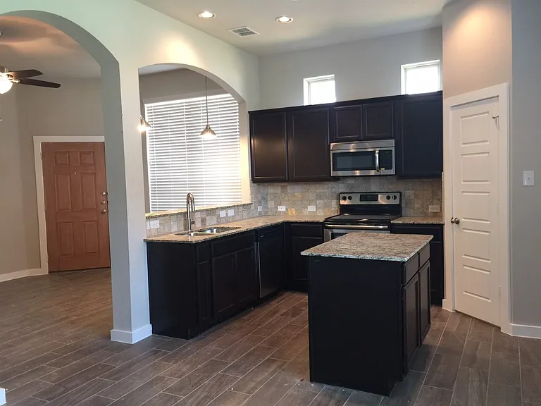 1057 W Sierra Vista Ct — Photo 6