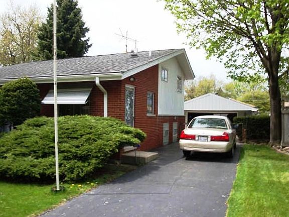2nd image of 3N476 N Howard Ave