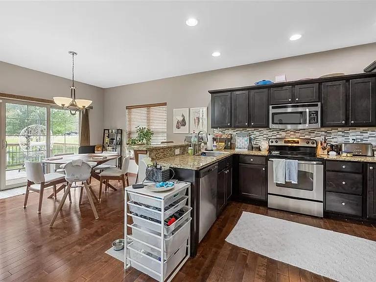700 Mission Point Rd — Photo 15