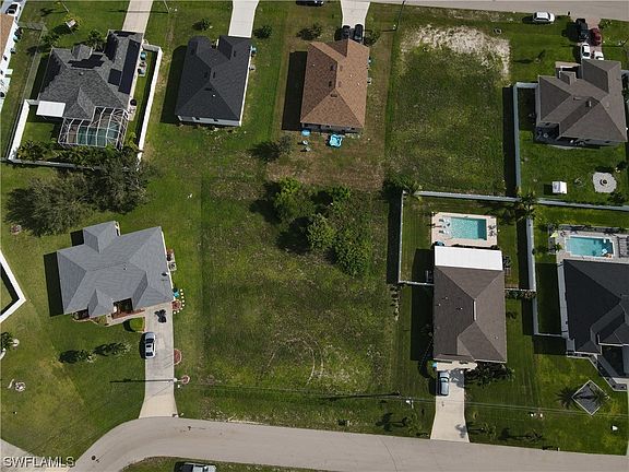 2nd image of 1804 SW 13th Ln