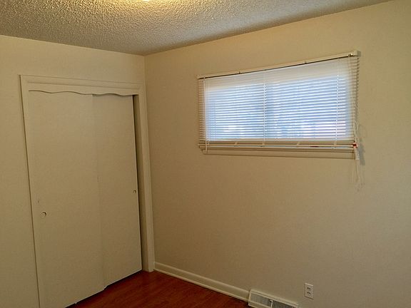 5th image of 4866 W Gill Pl