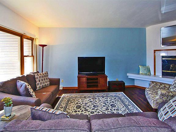 5th image of 3546 W Rawson Ave #3546