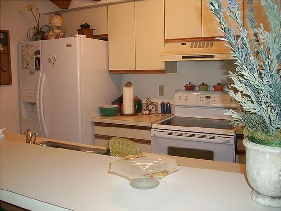 4th image of 2067 Hunters Glen Dr #314