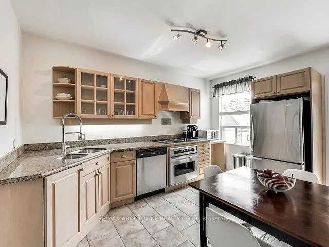 3 bed, $3,800 — Photo 3