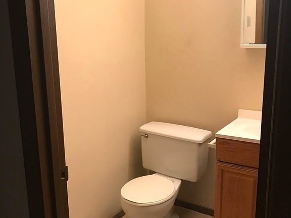 5th image of 2708 Saratoga Dr