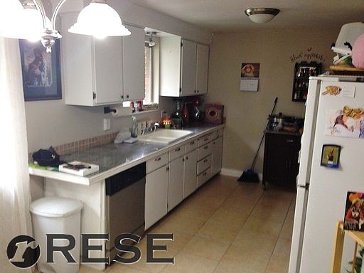 5th image of 4251 S Charles Dr