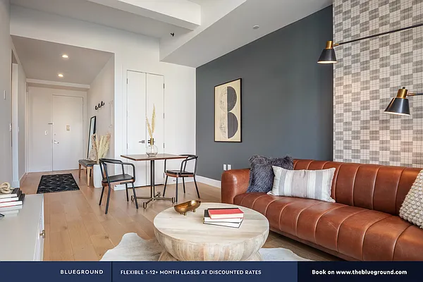 Rented by The Blueground | media 24