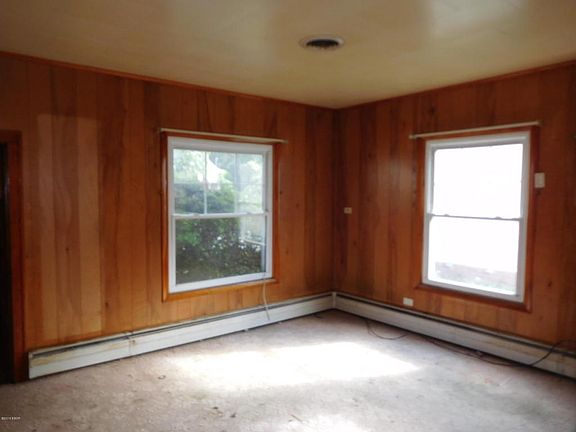 3rd image of 308 W Ernestine Ave