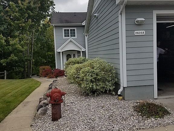 3rd image of 2836 W Shore Dr #A