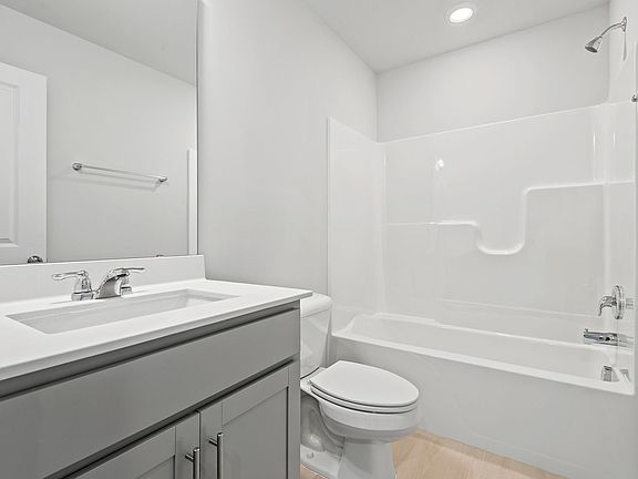 4th image of 2638 Chert Ln
