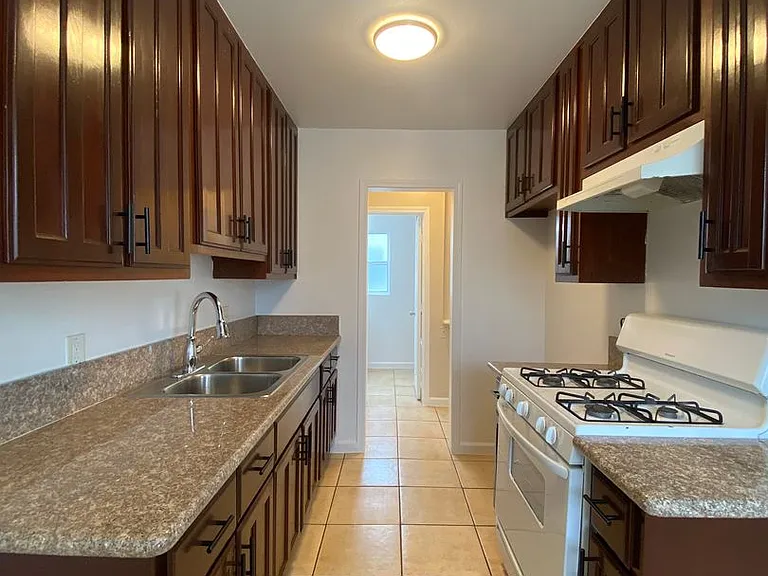 6151-6163 Linden Ave — Photo 6