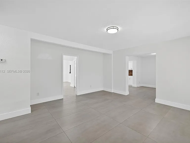 17150 NE 18th Ave — Photo 26