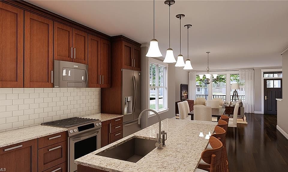 1st image of 1328 W 61st St