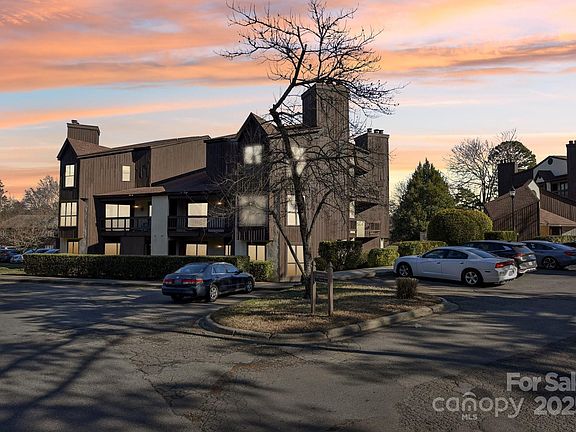 2nd image of 8103 Cedar Glen Dr