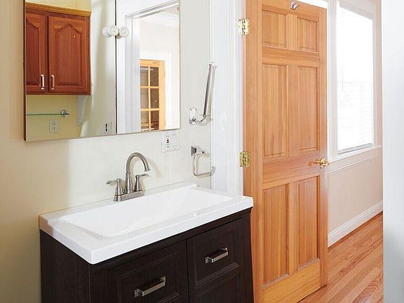 Bath Vanity