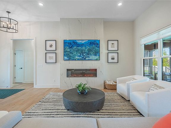 5th image of 9921 Rothschild Ct