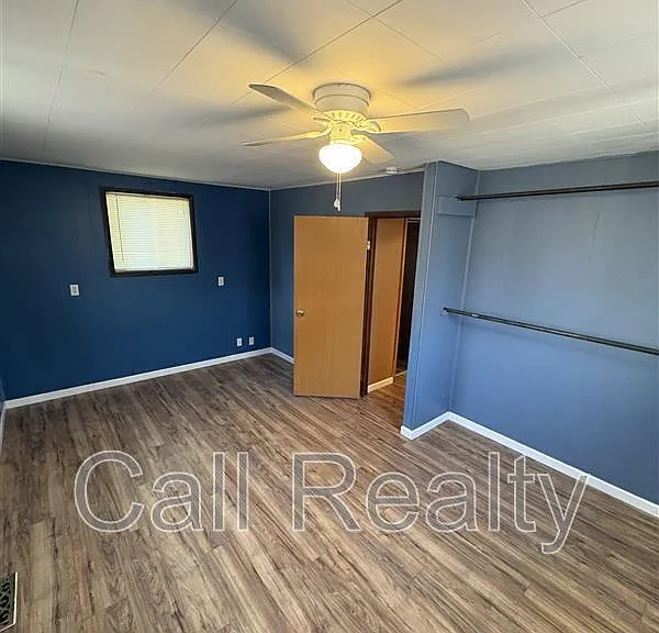 1210 N Locust Rd — Photo 9