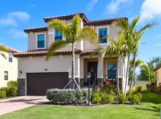 5427 Title Row Dr, Bradenton, FL 34210