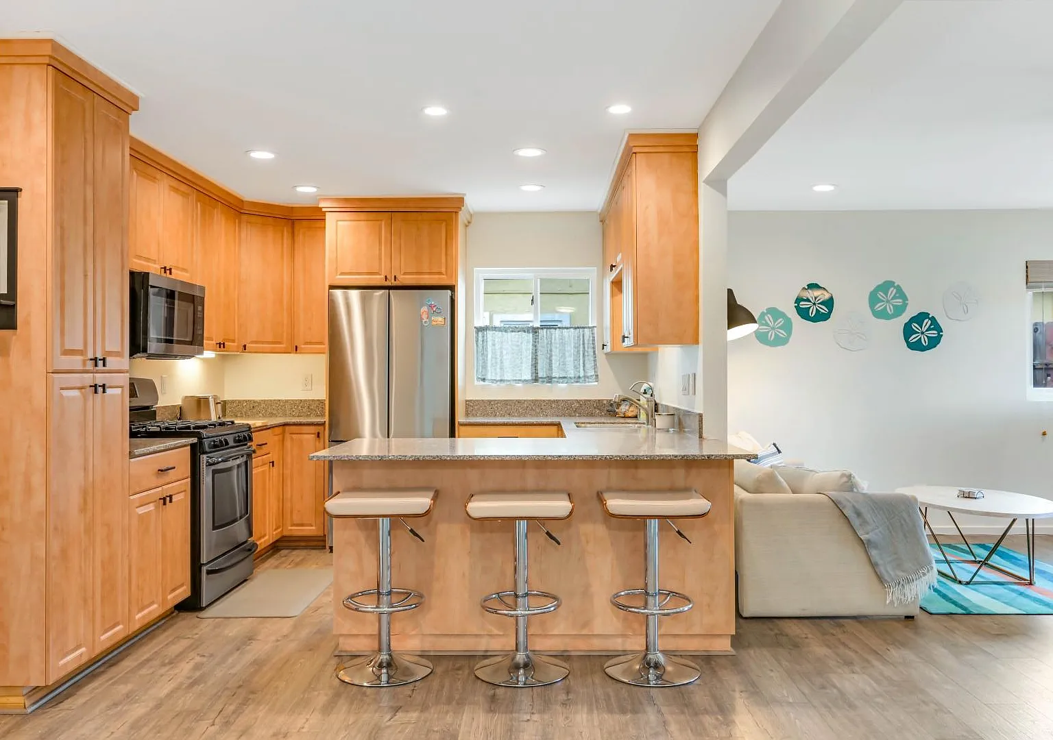 1246 Thermal Ave — Photo 4