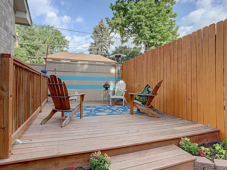 551 Detroit St — Photo 11