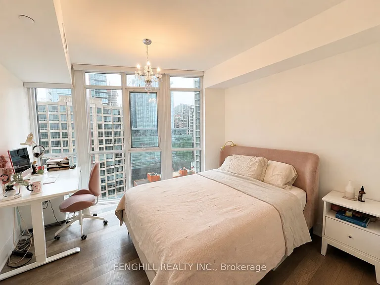 32 Davenport Rd #1108 — Photo 9