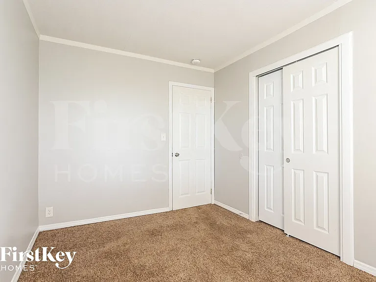 203 Caddy Ave — Photo 10