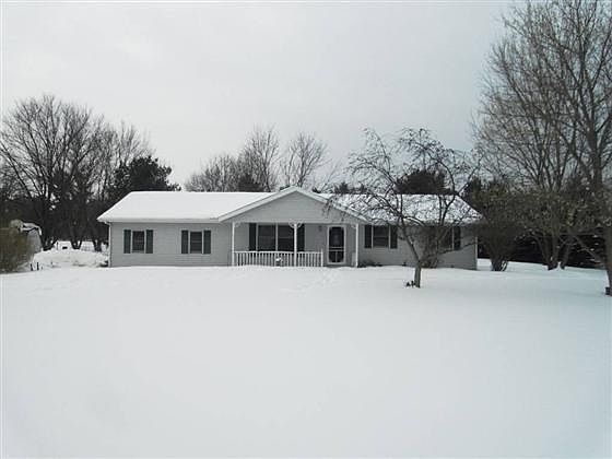 2nd image of 1075 E Main St