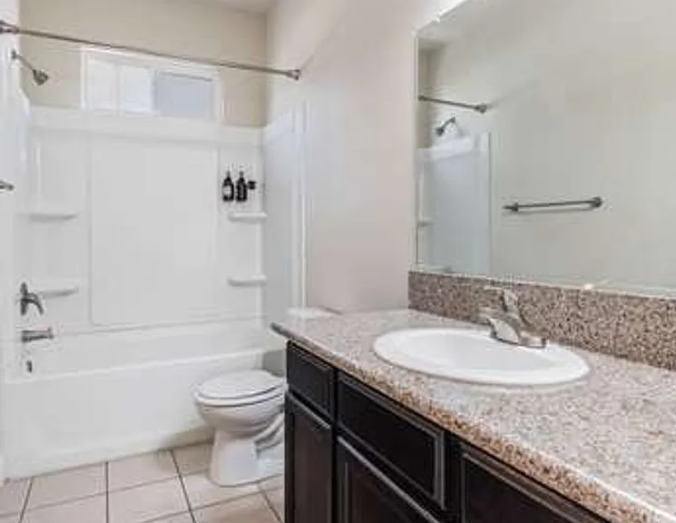 538 N Burgan Ave — Photo 17