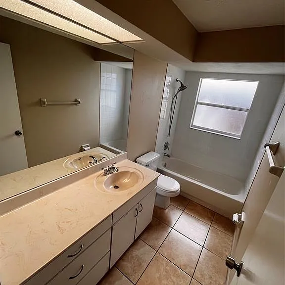 7241 Mauna Loa Blvd — Photo 19
