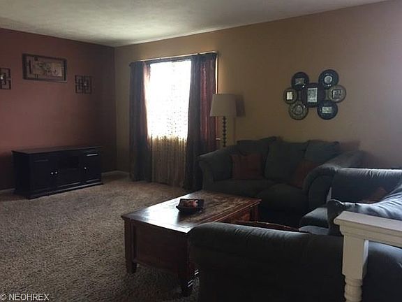 5th image of 1351 Kennedy Ave
