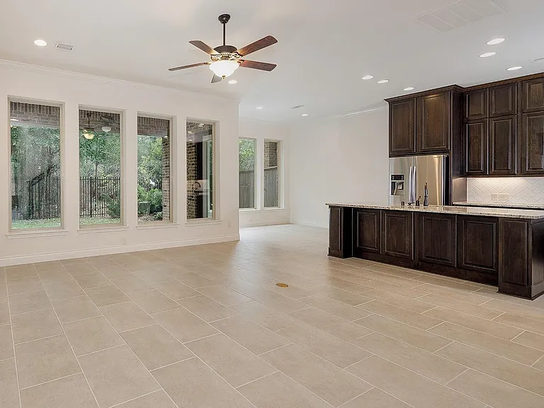 34 Daffodil Meadow Pl — Photo 5