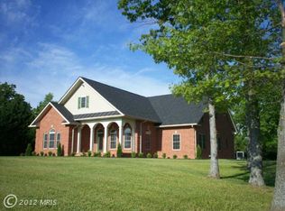 97 S River Rd, Front Royal, VA 22630