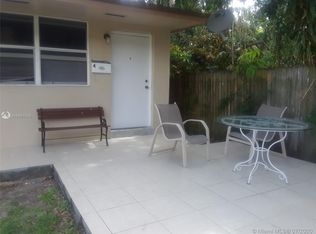 210 SE 8th St APT 4, Hallandale Beach, FL 33009