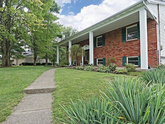 3rd image of 8837 S Monticello Dr