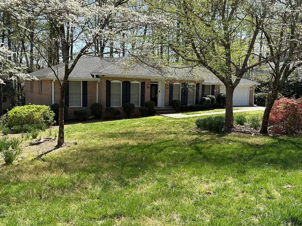 5291 Saffron Dr, Dunwoody, GA 30338