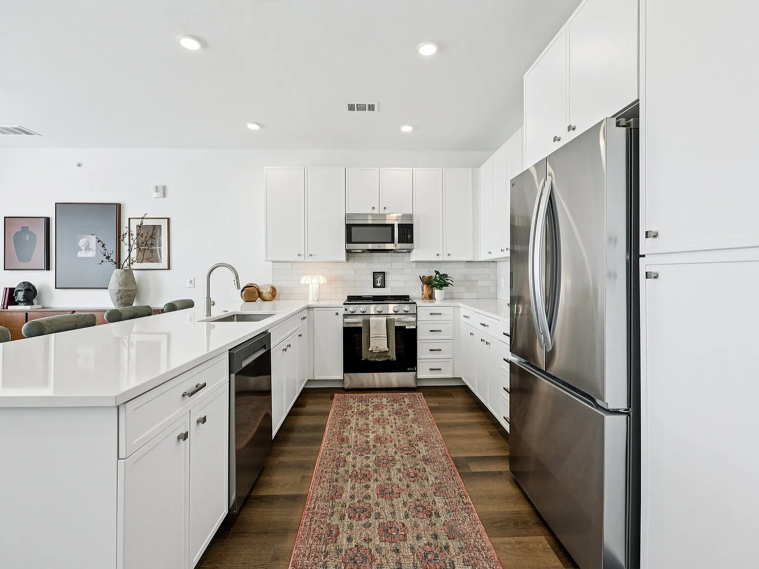 Crestview Townhomes — Photo 3